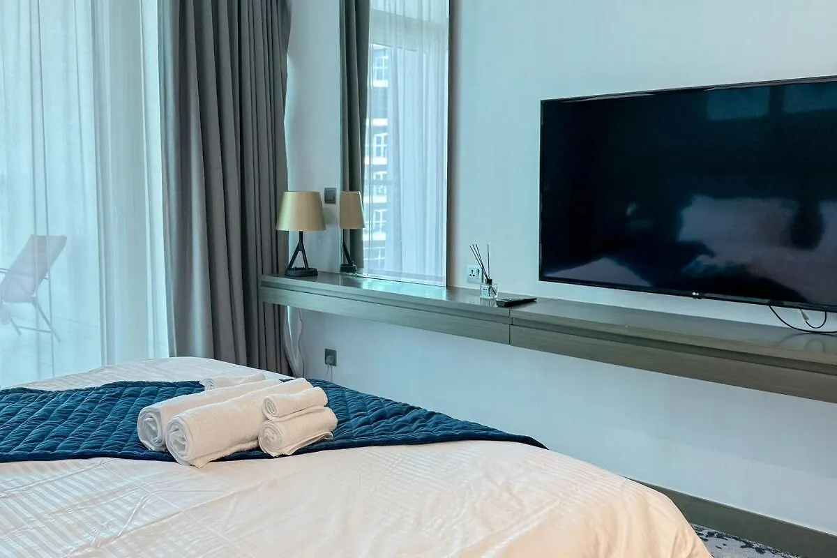 Luxury Studio Apartment In Downtown דובאי