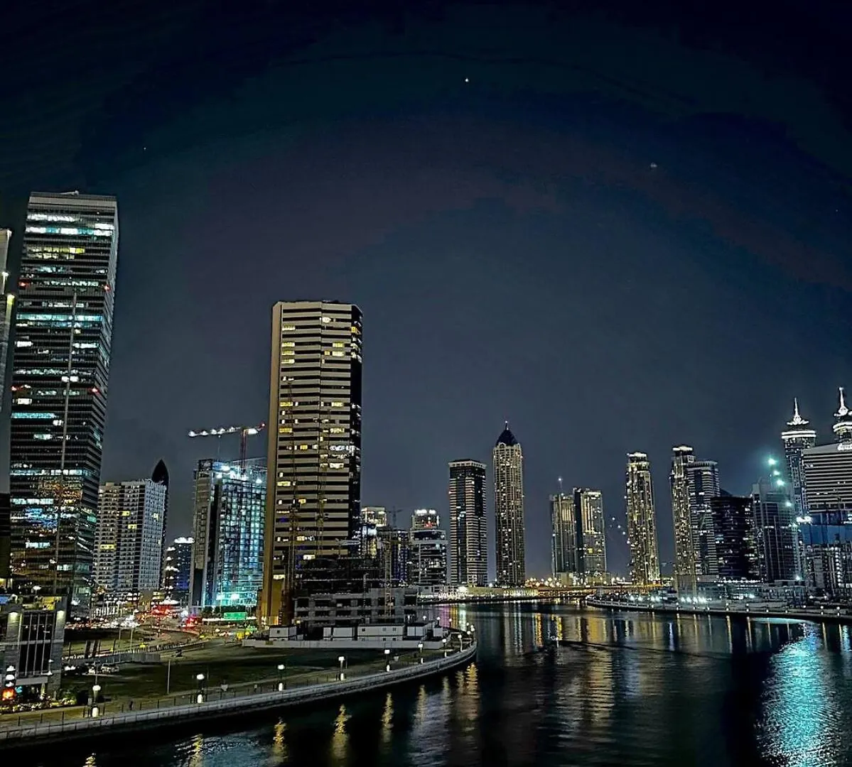 Luxury Studio Apartment In Downtown דובאי 0*,