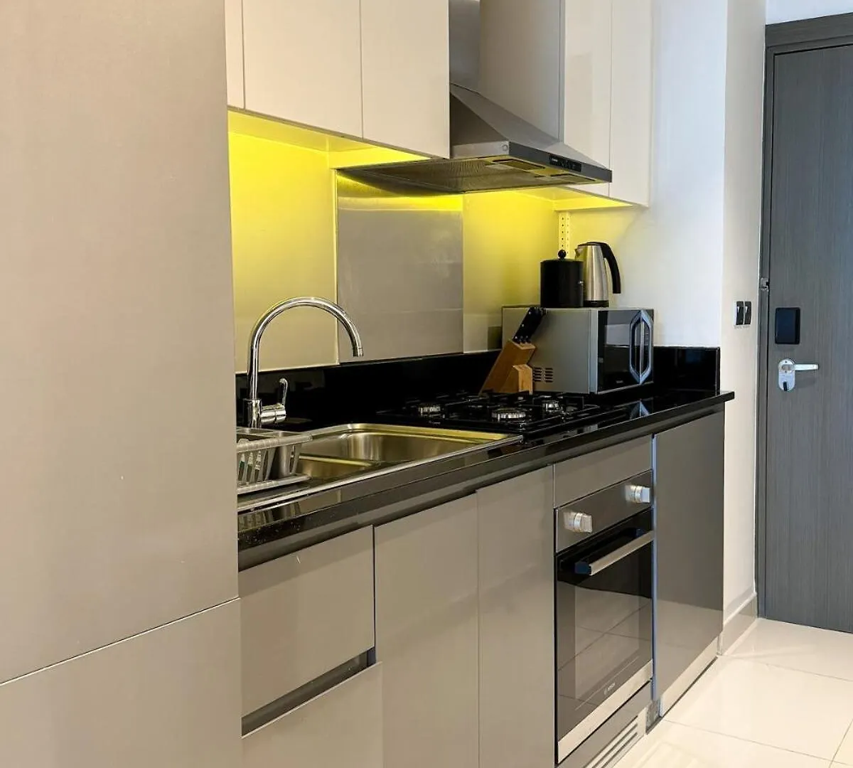 Luxury Studio Apartment In Downtown דובאי