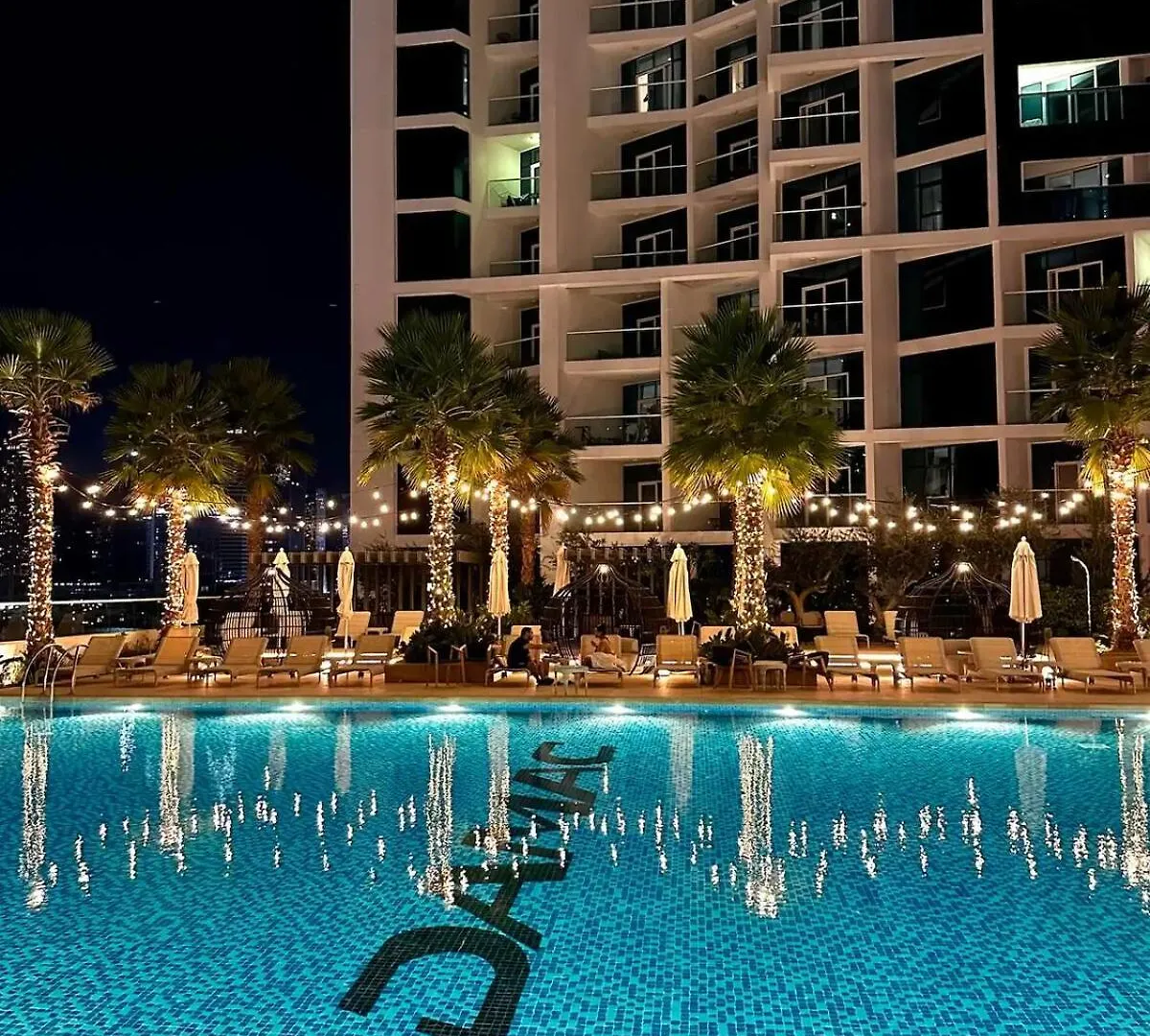Luxury Studio Apartment In Downtown דובאי